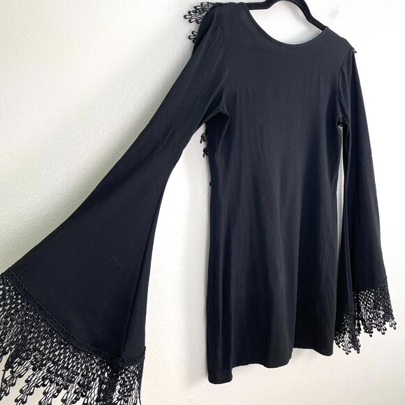 FOR LOVE & LEMONS Womens XS Black Crochet Bell Sleeve Tunic Top Witchy Vamp Goth - Picture 1 of 11